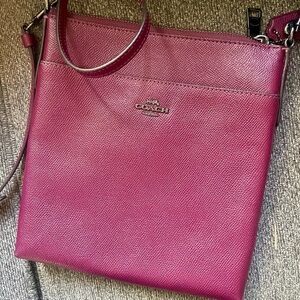 Coach Kit crossbody bag - Burgundy, maroon, purple/red - EUC